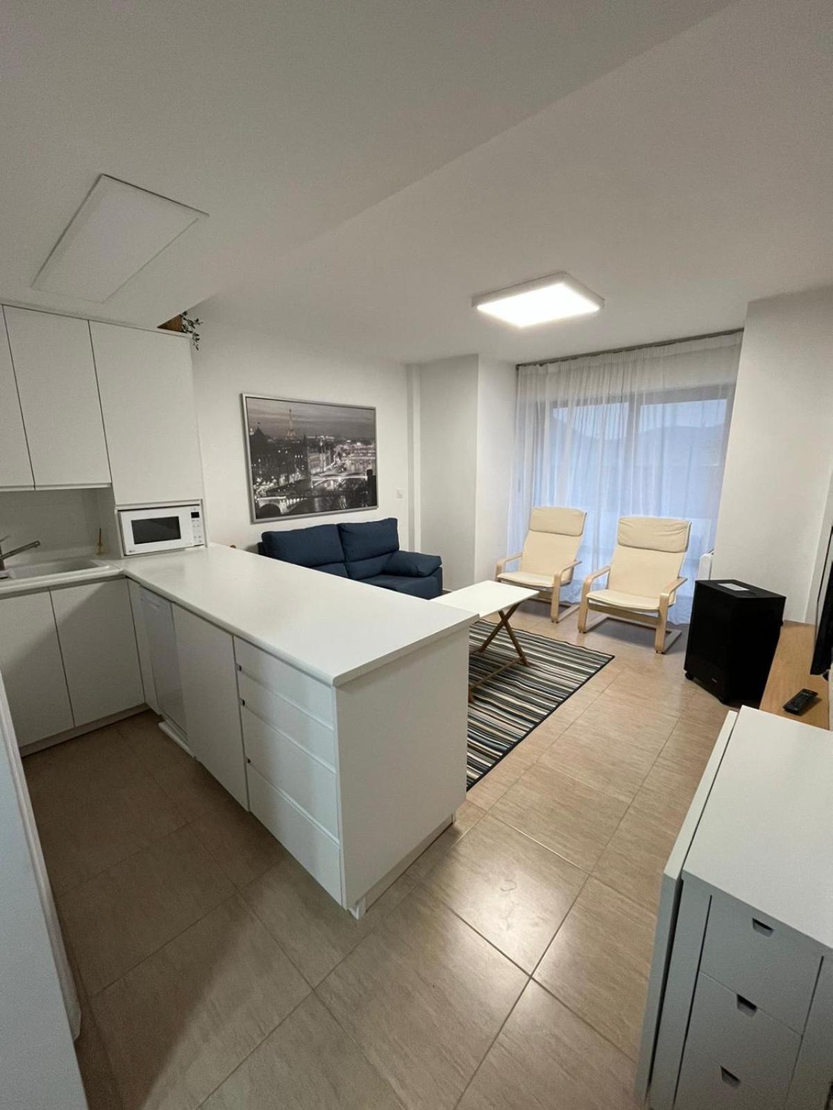 Apartamento Con Terraza,2 Min De La Playa, Ares Exterior photo